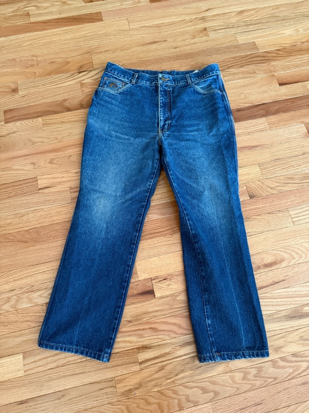 Vintage Jordache Women's Straight Leg Jeans in Deep Blue Denim